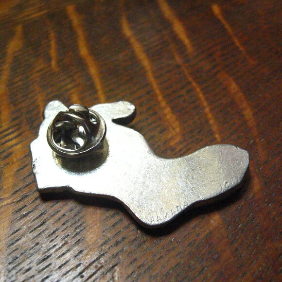 Christmas Stocking Teddy Bear Vintage Pewter Lapel Pin - Picture 3 of 4